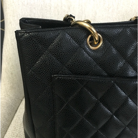 CHANEL Caviar Quilted Grand Shopping Tote GST bag - Picture 9 of 15